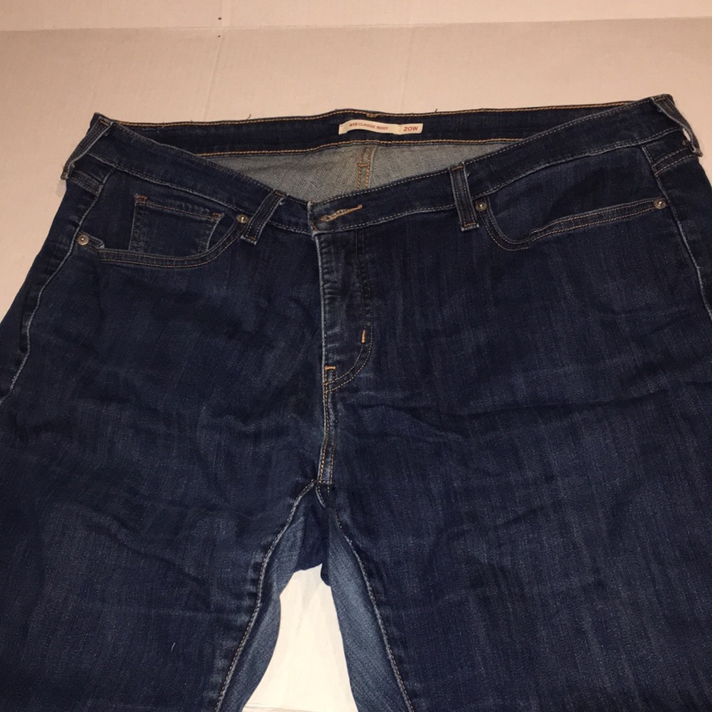 Levi Strauss Classic Bootcut Mid Rise Easy Through Hip and Thigh Jeans | 20W